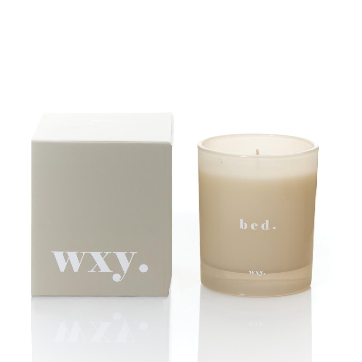 Wxy. Classic Bed Candle - Warm Muck and Black Vanilla