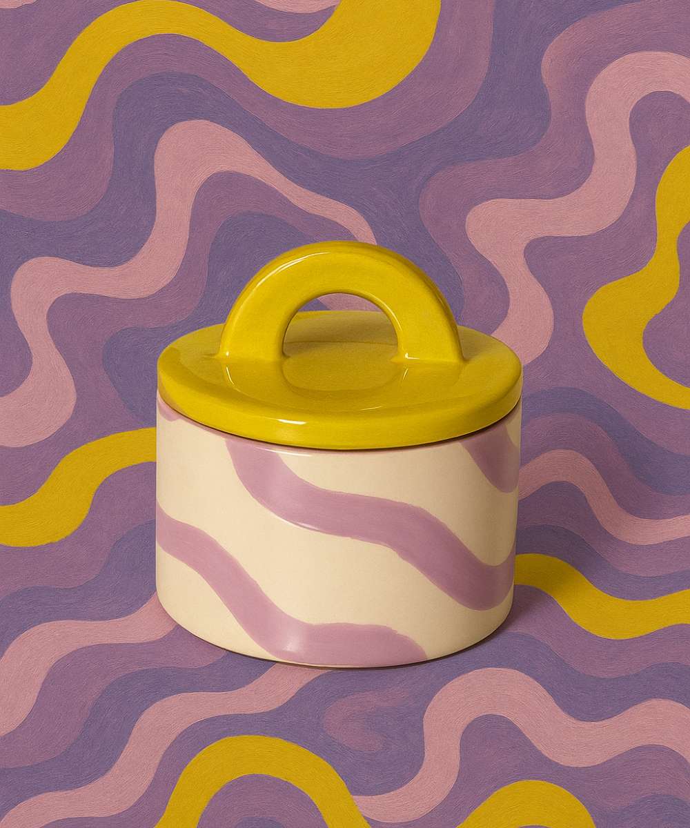 MÆGEN Pablo Pot Ceramic Candle - Floral Water Lotus & Rose