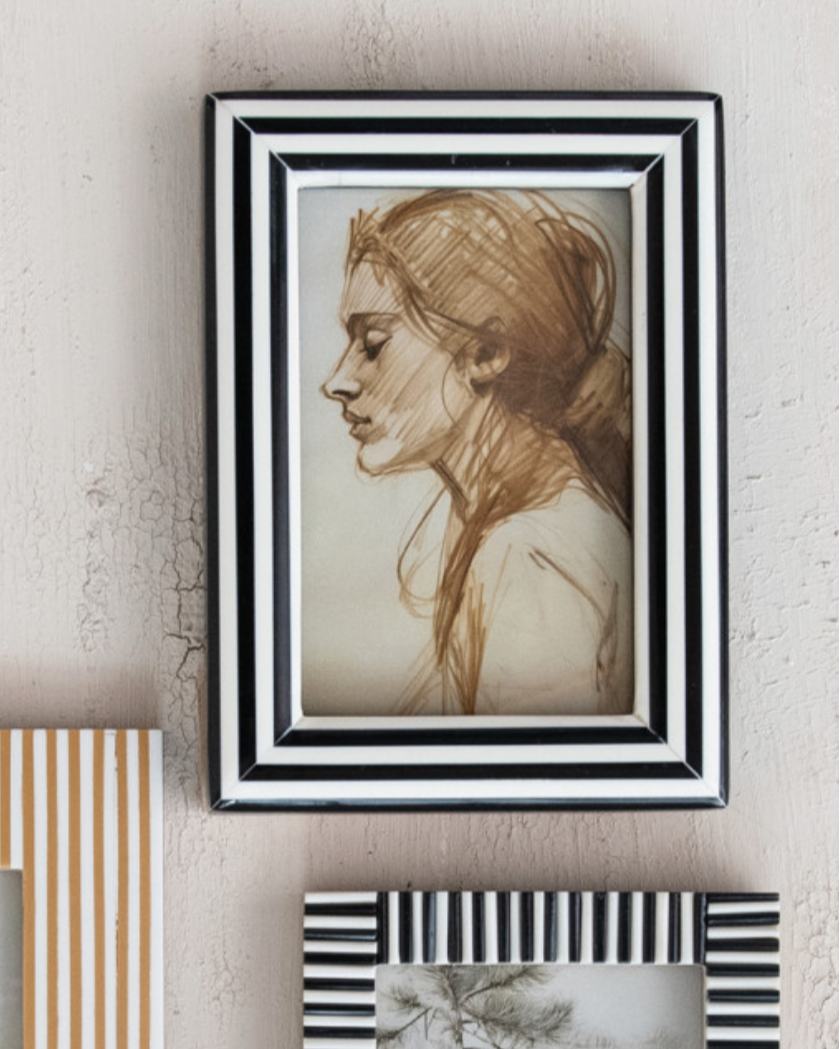 Black & White Striped Photo Frame