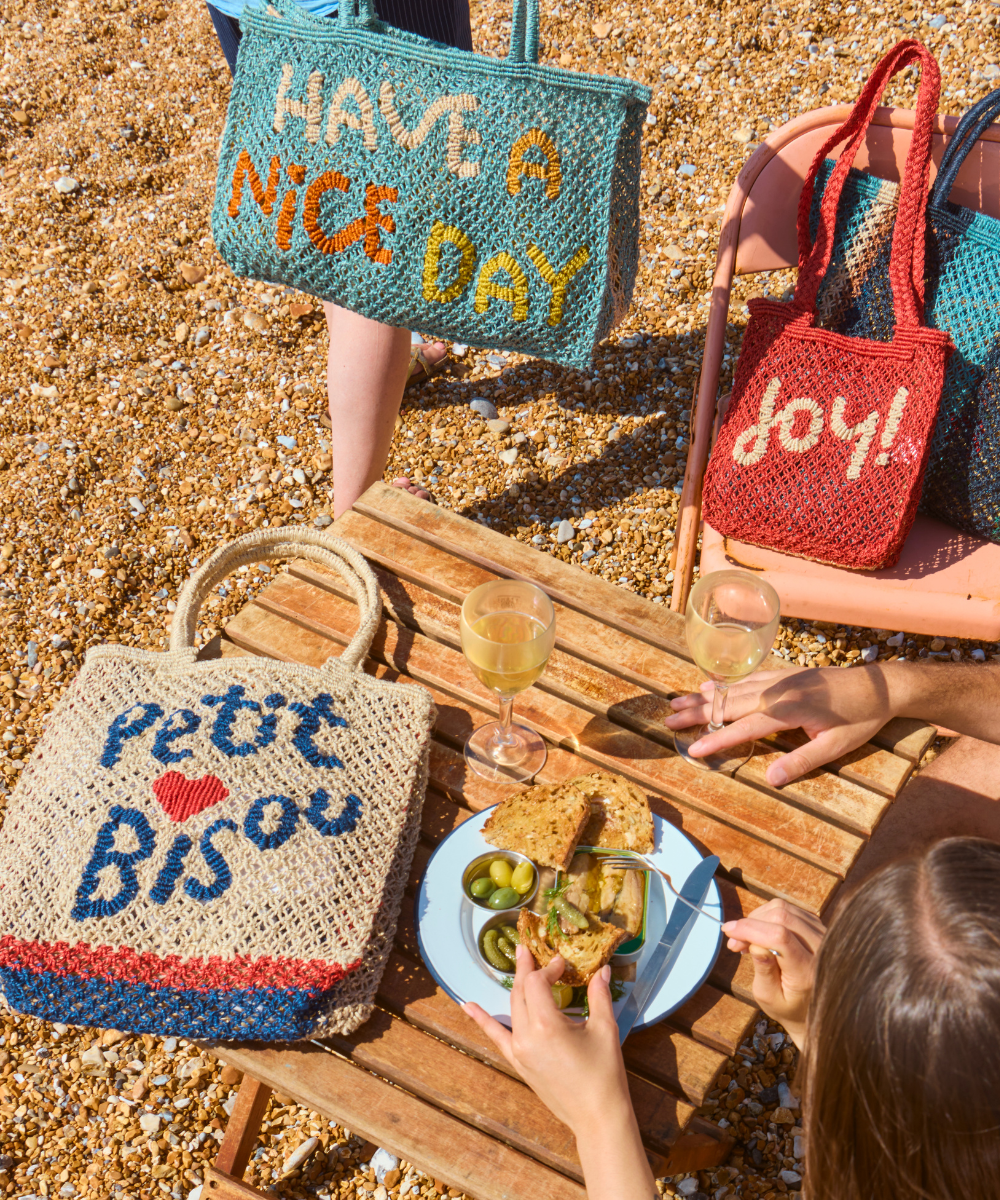 Petit Bisou Natural Jute Bag - Lottie