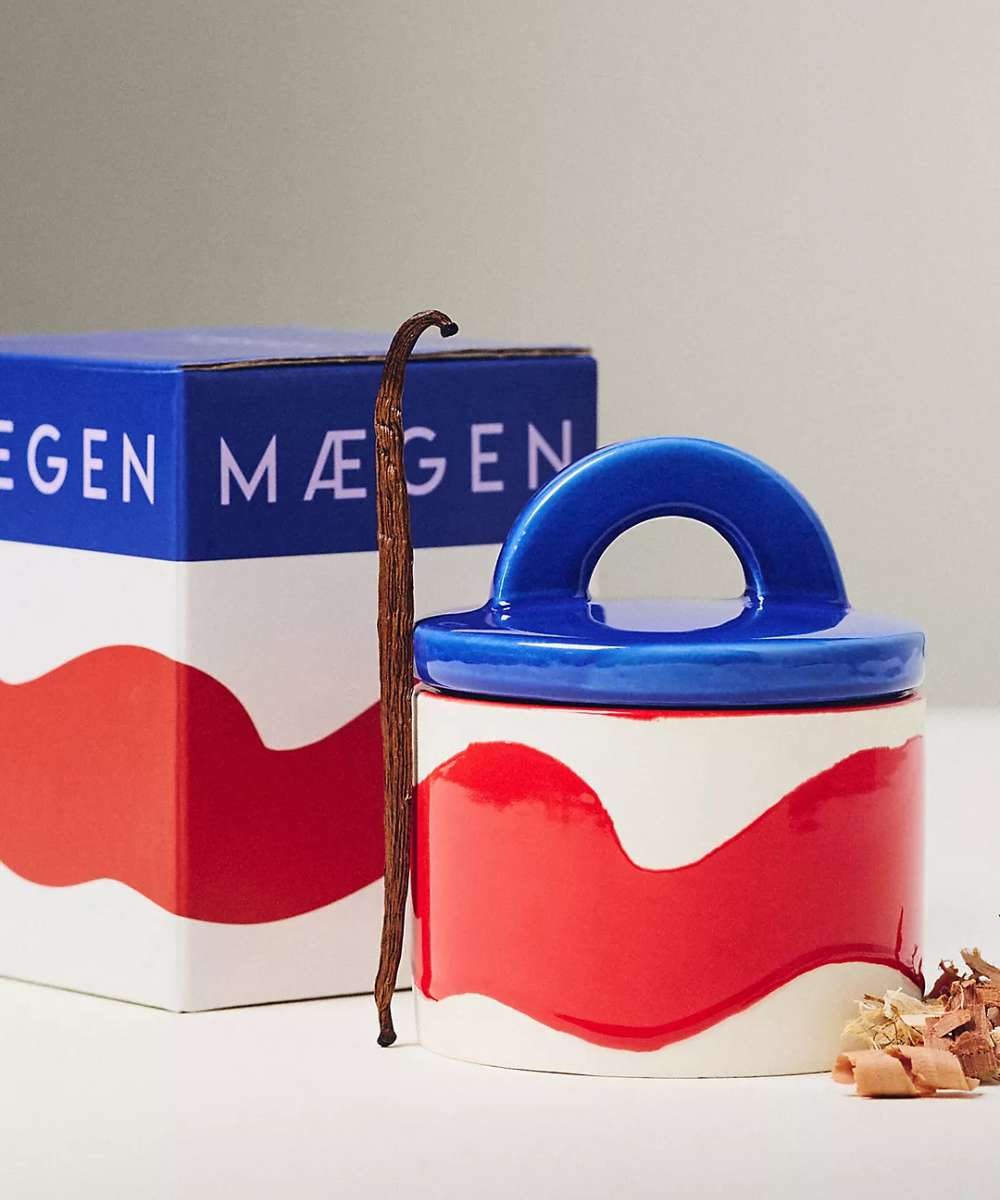 MÆGEN Pablo Pot Ceramic Candle - Woody Night Jasmine & Cedar