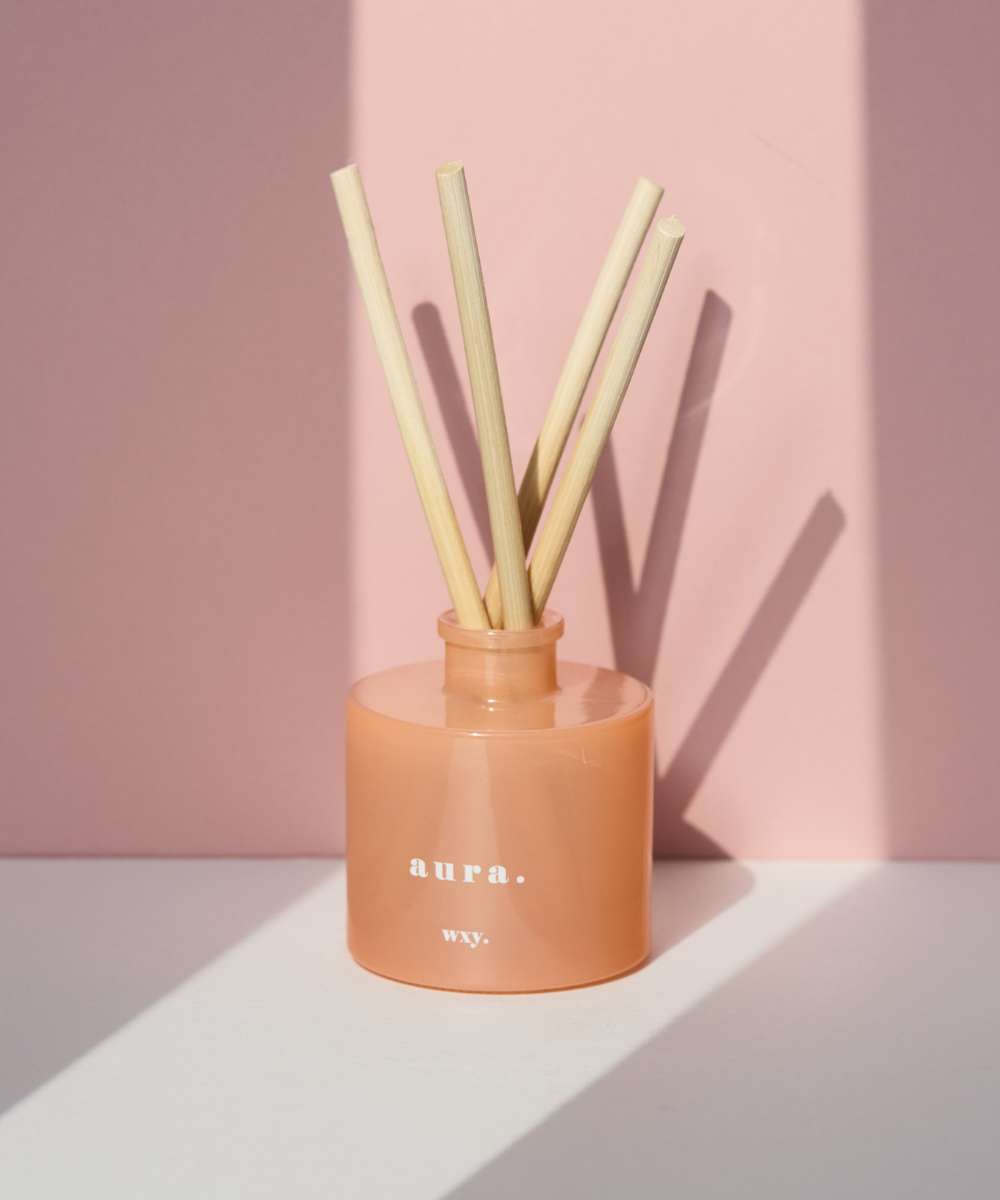 Wxy. Classic Aura Reed Diffuser - White Woods and Amber Down