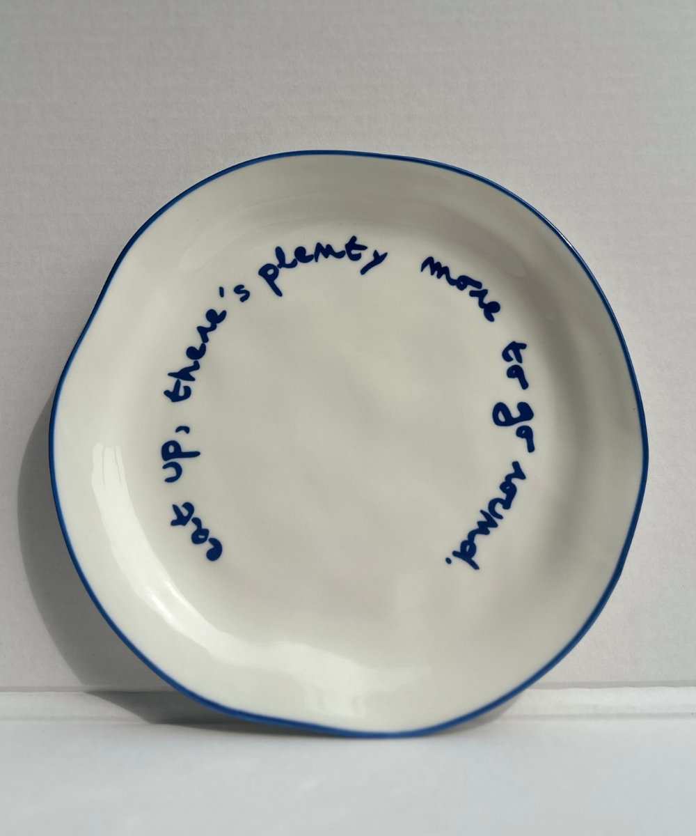 MAEGEN Slogan Plates - 'Eat Up, There's Plenty More To Go Around'