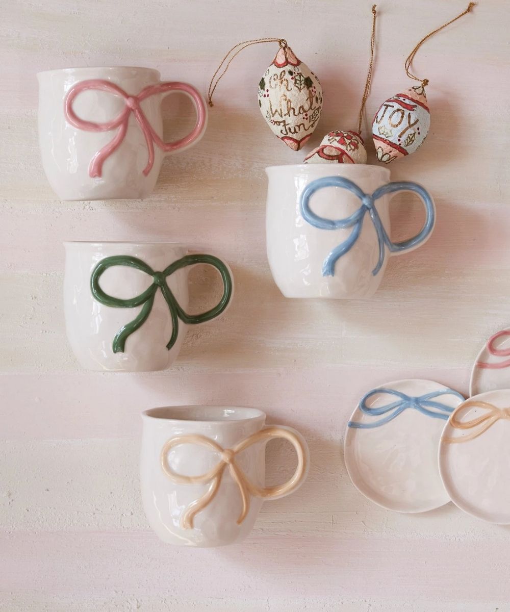 18 oz. Stoneware Mug with Bow Handle