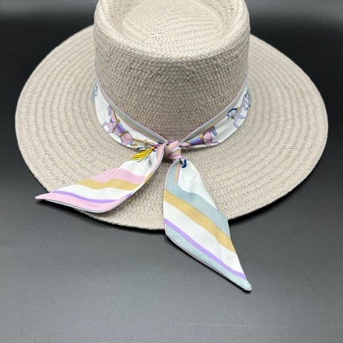 Grey summer fedora with blue details