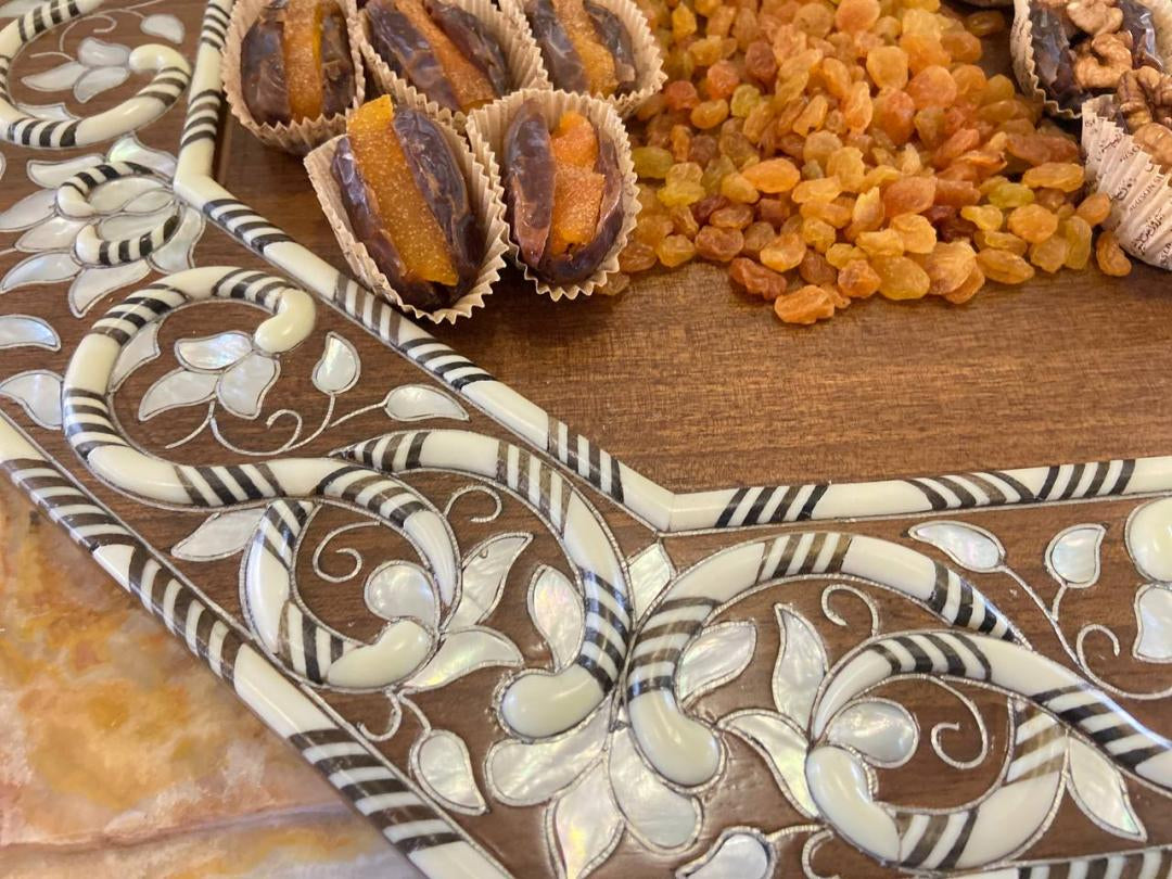 Artshell wooden Nuts Display Tray Handcrafted with the mother of pearl