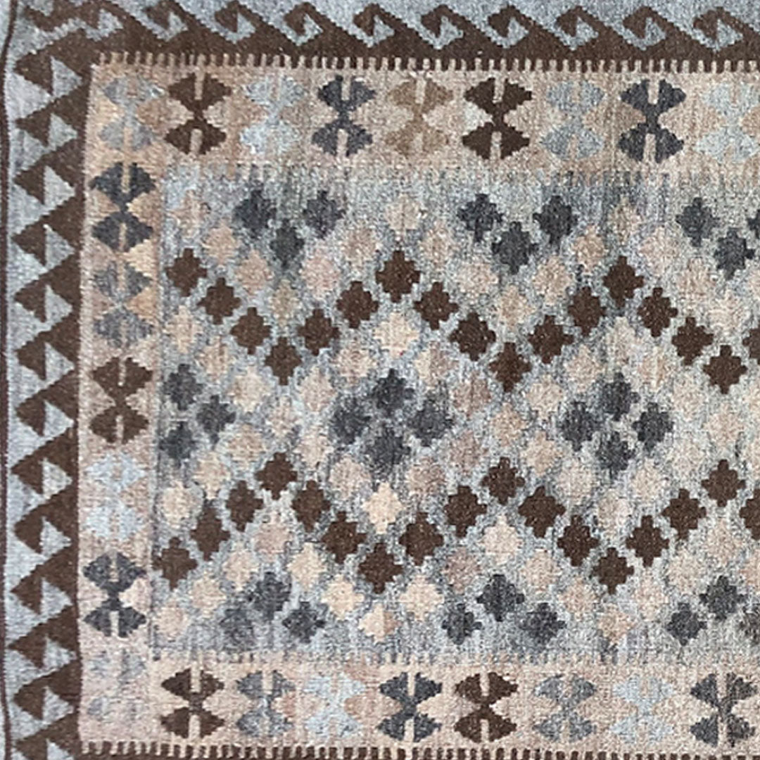 Nura Chenab 649 Rug