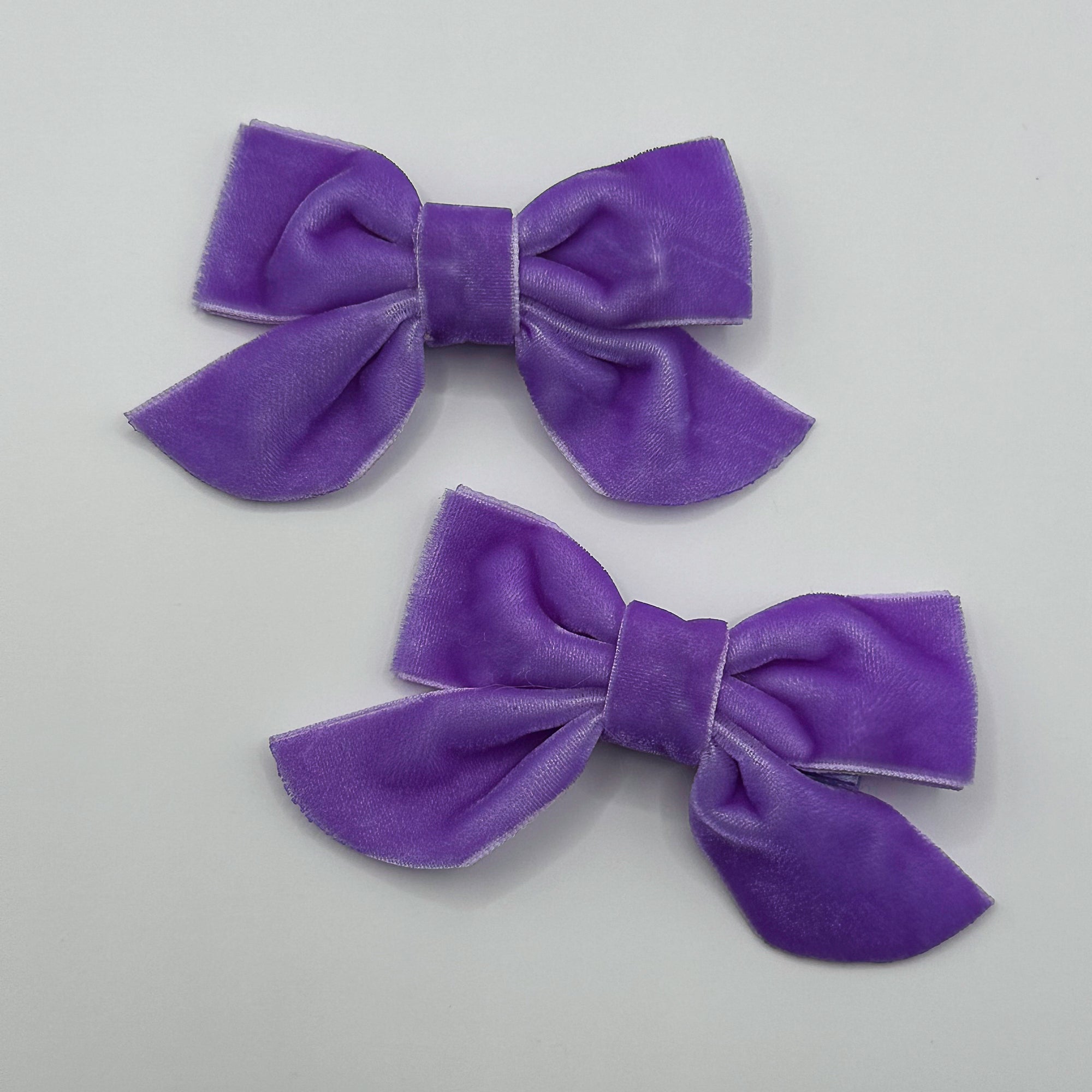 Bestseller | VELVET BUTTERFLY BOWS for Girls | Set of 2 Hair Clips | Perfect to Match Dresses and Outfits | Spring Summer Vibes