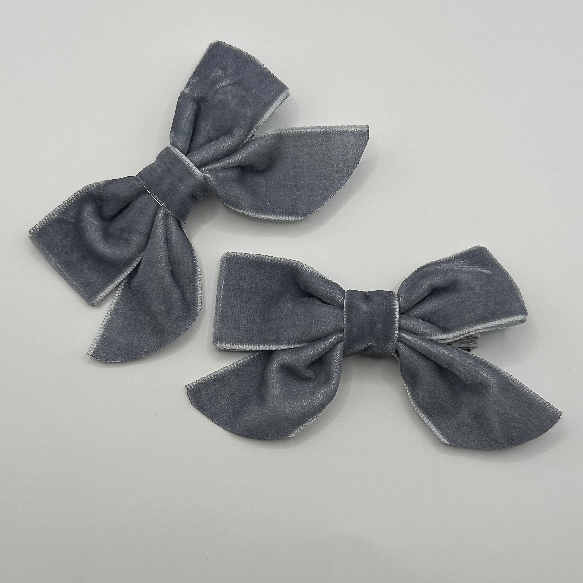 Bestseller | VELVET BUTTERFLY BOWS for Girls | Set of 2 Hair Clips | Perfect to Match Dresses and Outfits | Autumnal Colors
