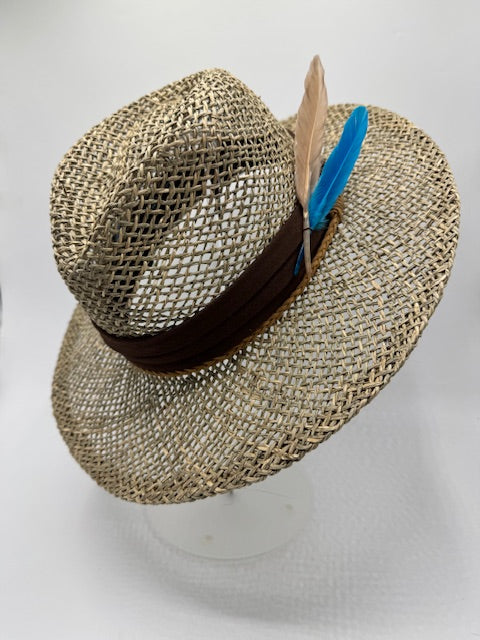 Natural straw unisex hat with turquoise details