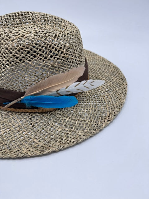 Natural straw unisex hat with turquoise details