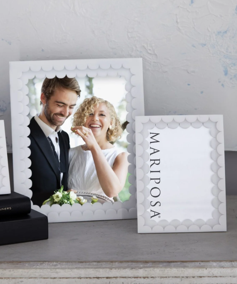 White Acrylic Double Scallop 8x10 Frame