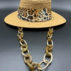 Paper straw with tiger print and acrylic chain