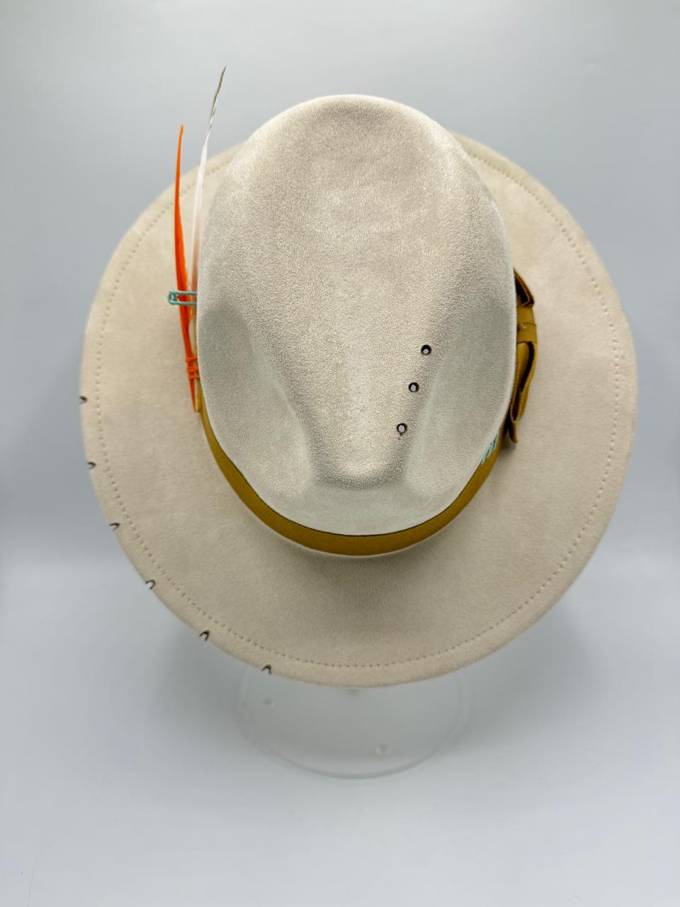 Suede fedora with orange details