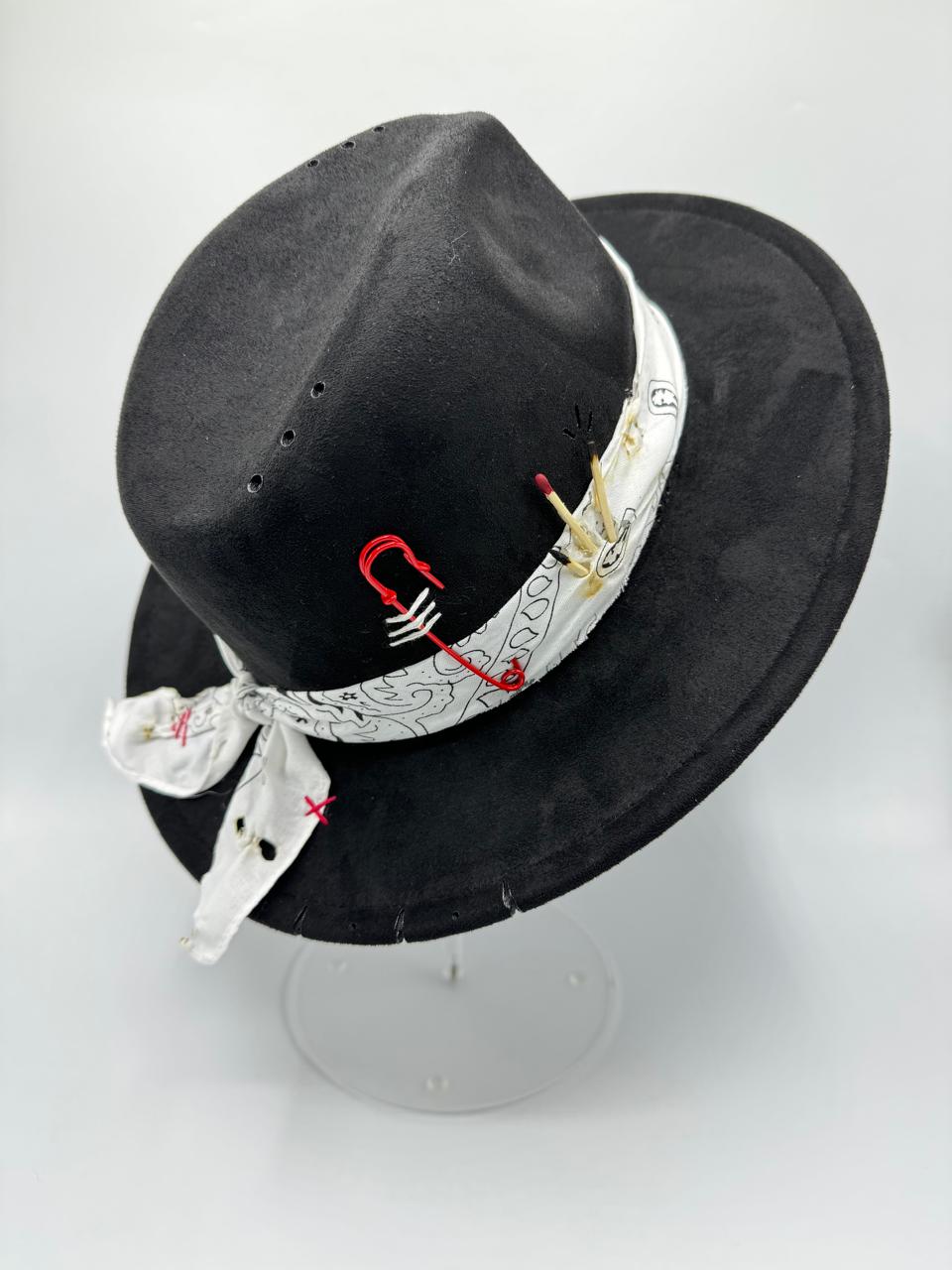 Suede black with cards and bandana