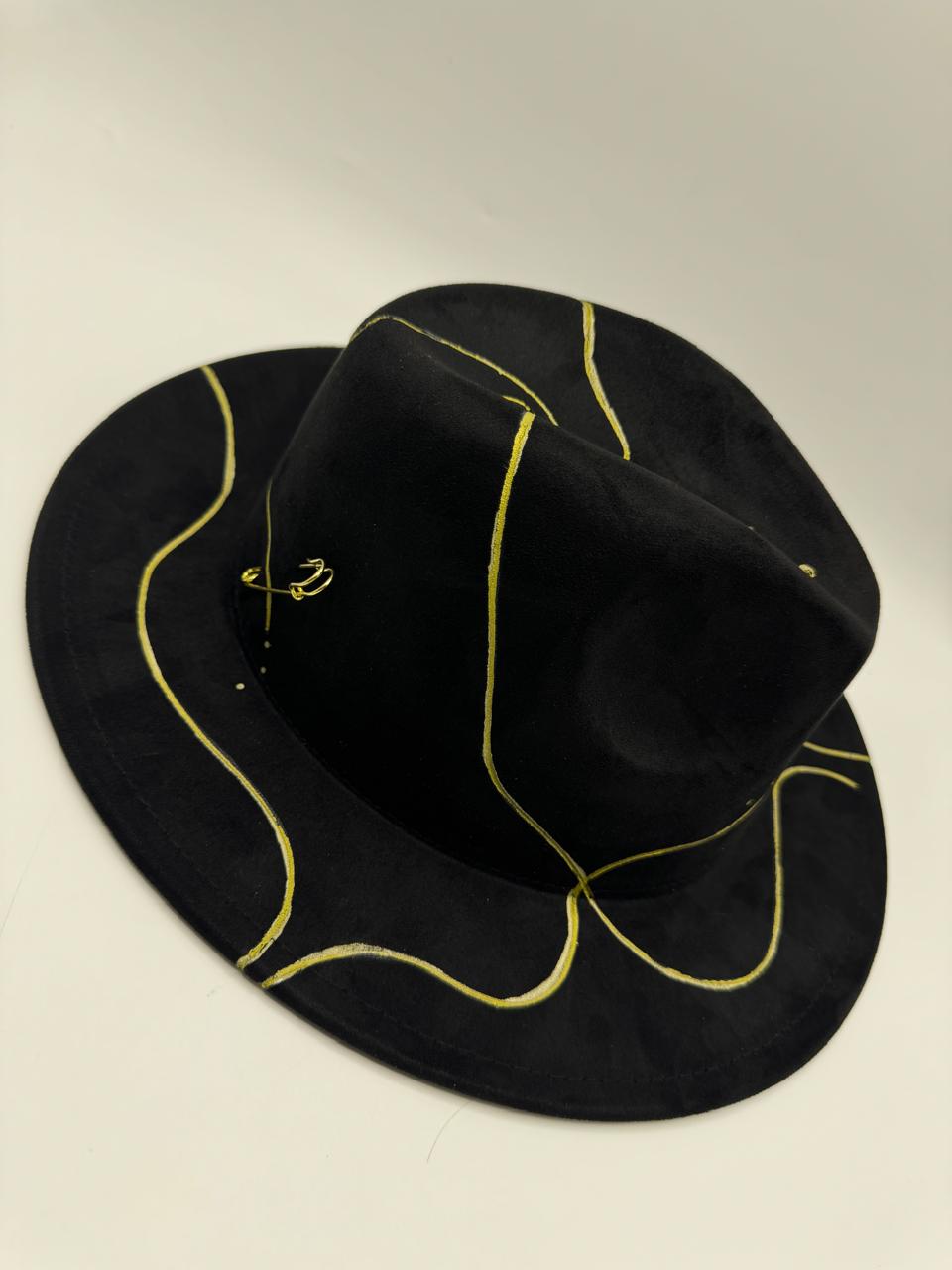 Suede fedora with gold details