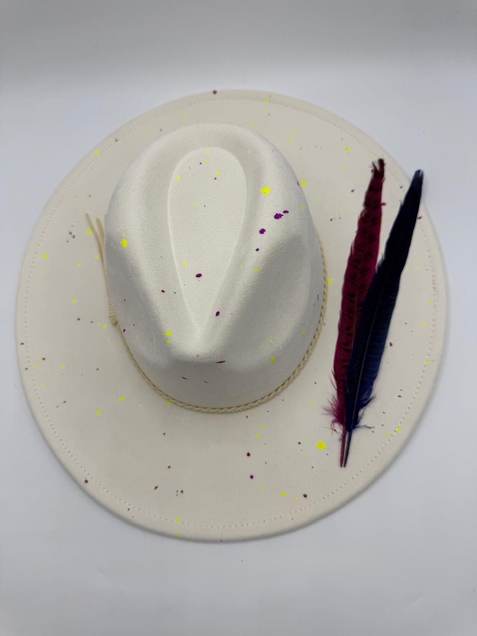 Offwhite wide brim fedora with splashes and feathers