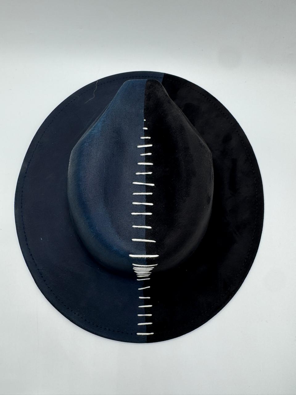 Two colors fedora with white stitches