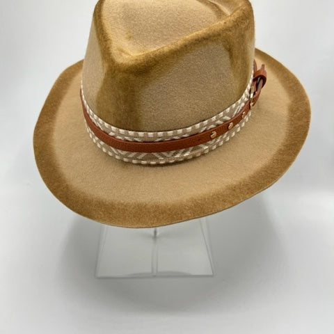 100% wool fedora with brown details