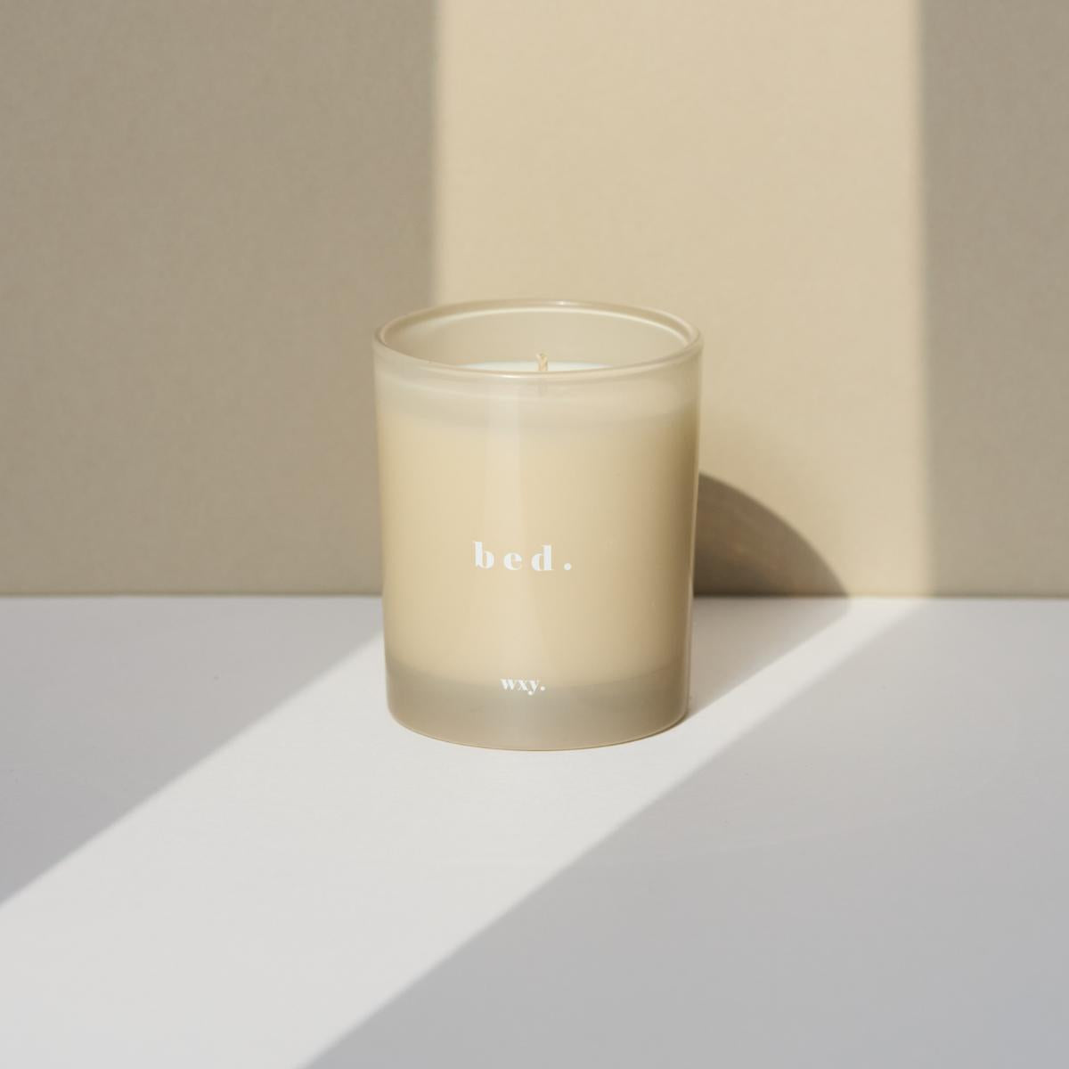 Wxy. Classic Bed Candle - Warm Muck and Black Vanilla