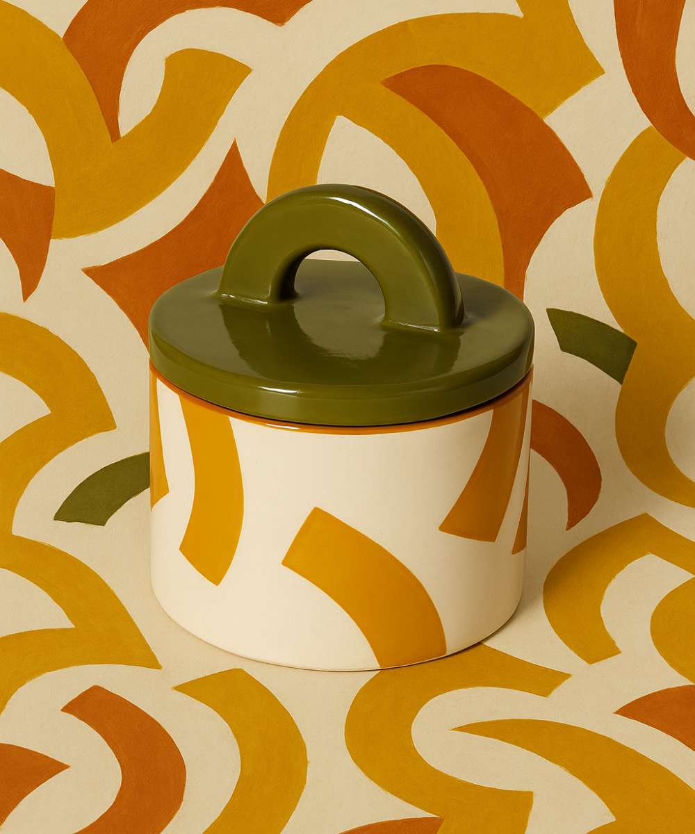 MÆGEN Pablo Pot Ceramic Candle - Fresh Pomelo & Sage