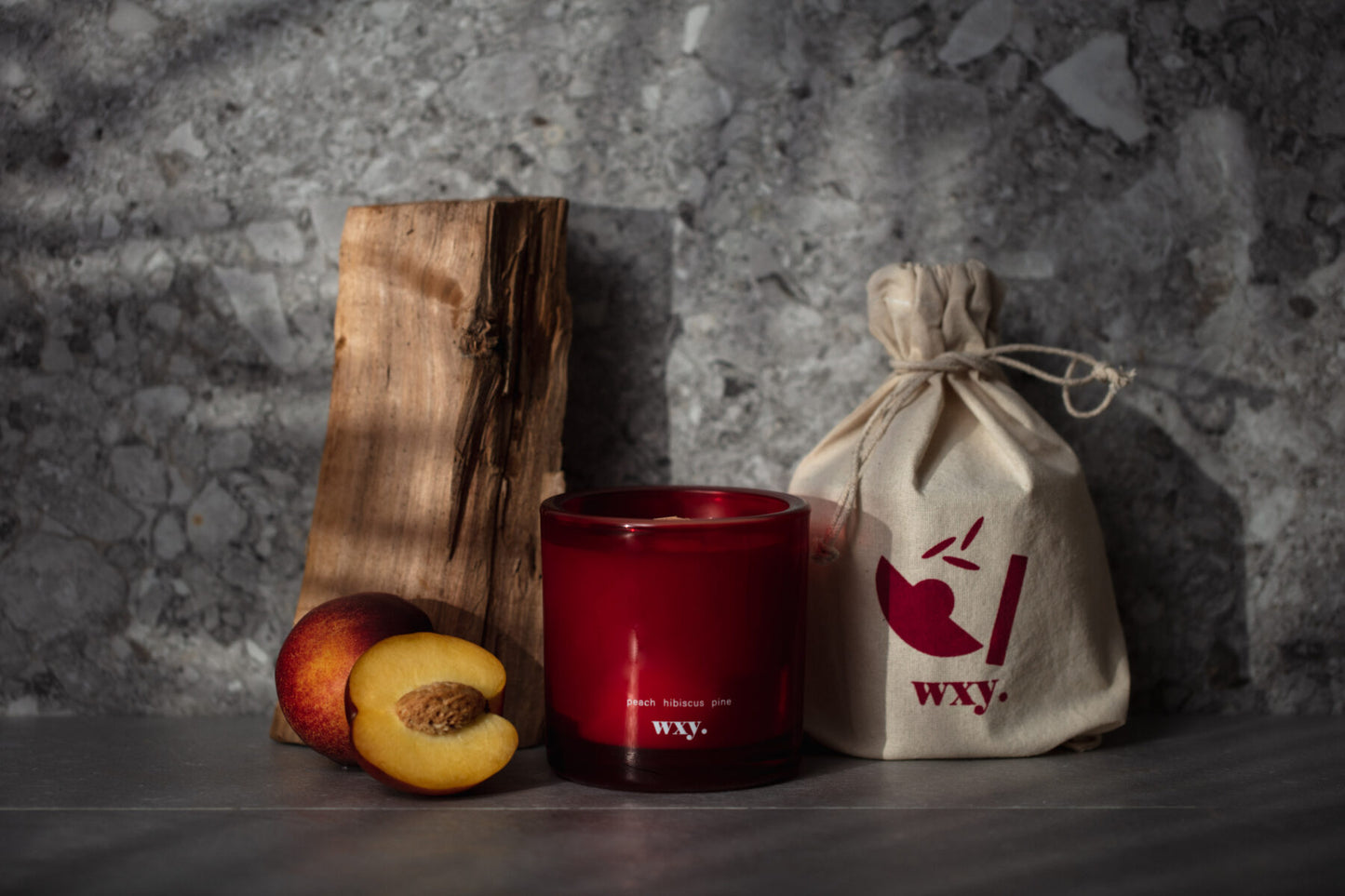 Roam Candle | Peach. Hibiscus. Pine.