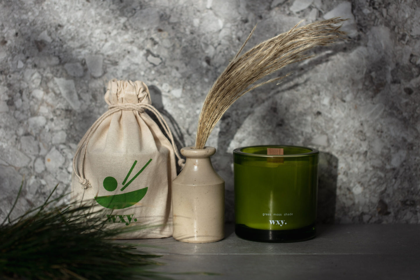 Roam Candle | Grass. Moss. Shade.