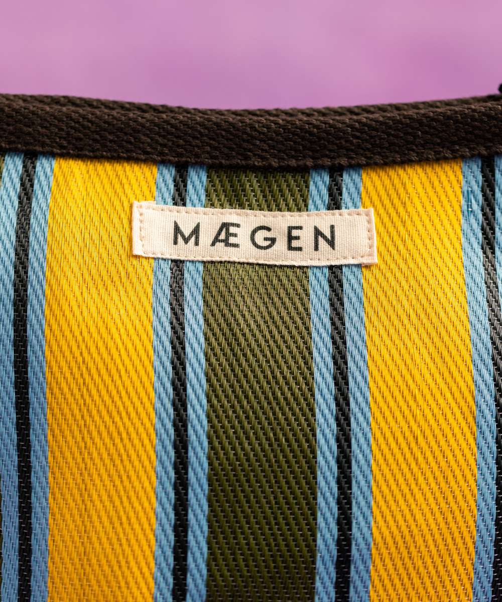 MÆGEN Stripe Pouch