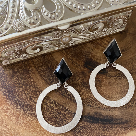 BLACK ONYX SATIN EFFECT FASHION HOOPS