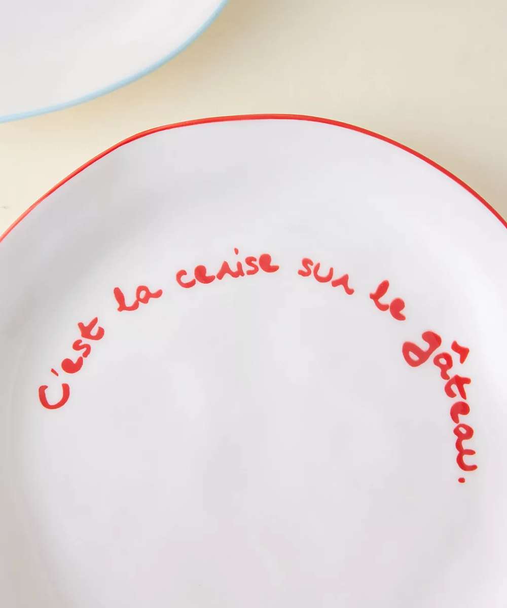 MÆGEN Statement Plate - C'est la cerise sur le gateau