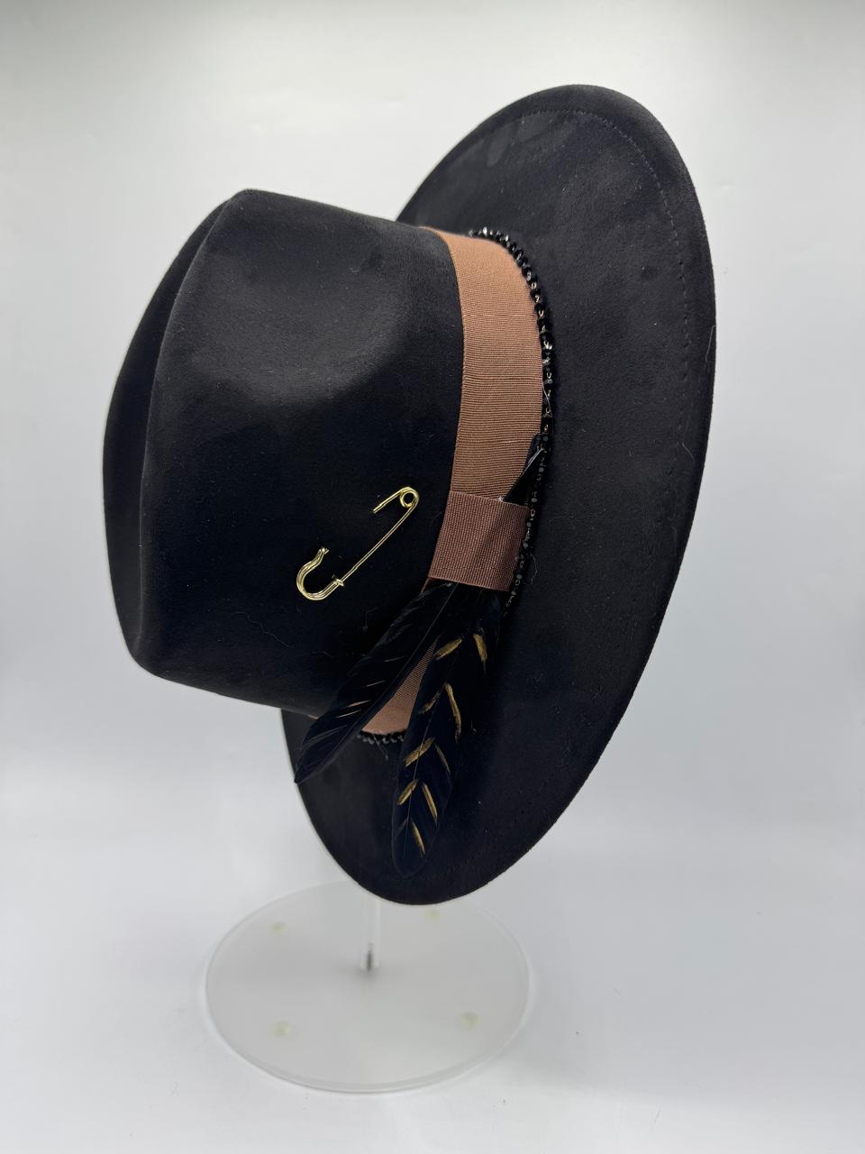 Suede fedora with gold feathers