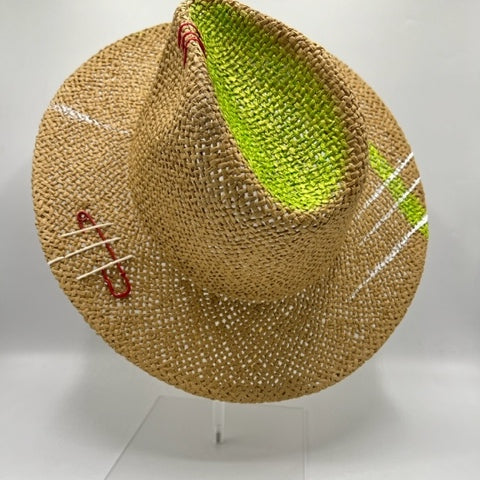 Natural straw hat with phosphoric green and res