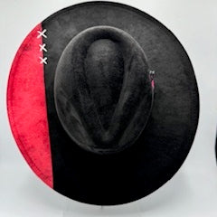 Half black half red wide brim