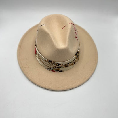 Beige fedora with red details