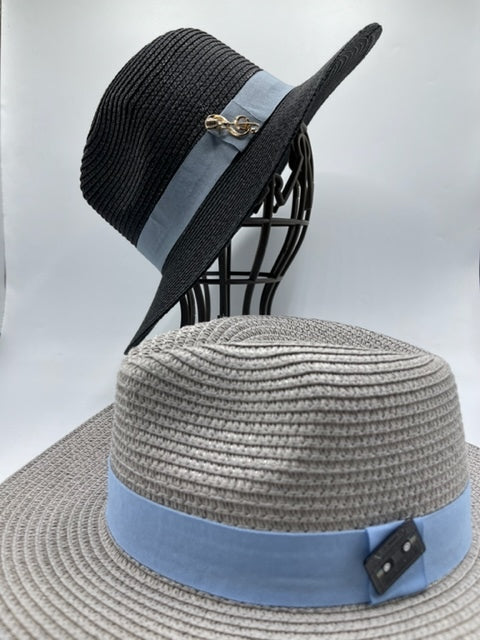 Black unisex summer hat with music note accessories