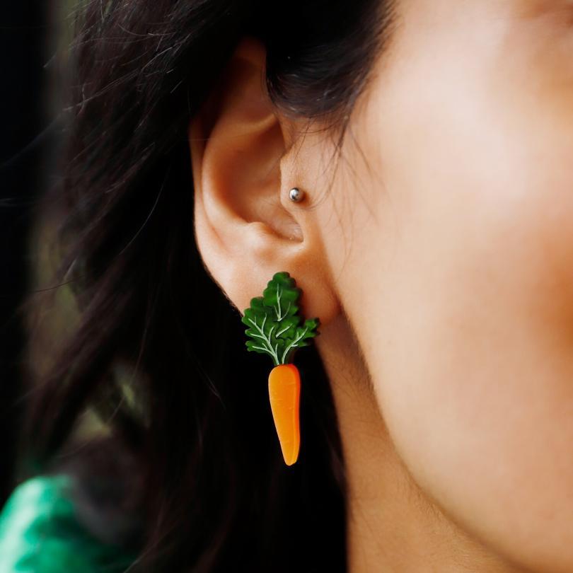 Carrot Studs