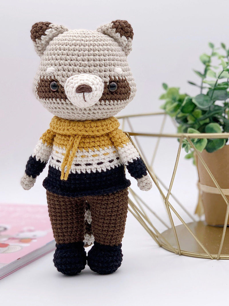 Crochet Toto Racoon little amigurumi