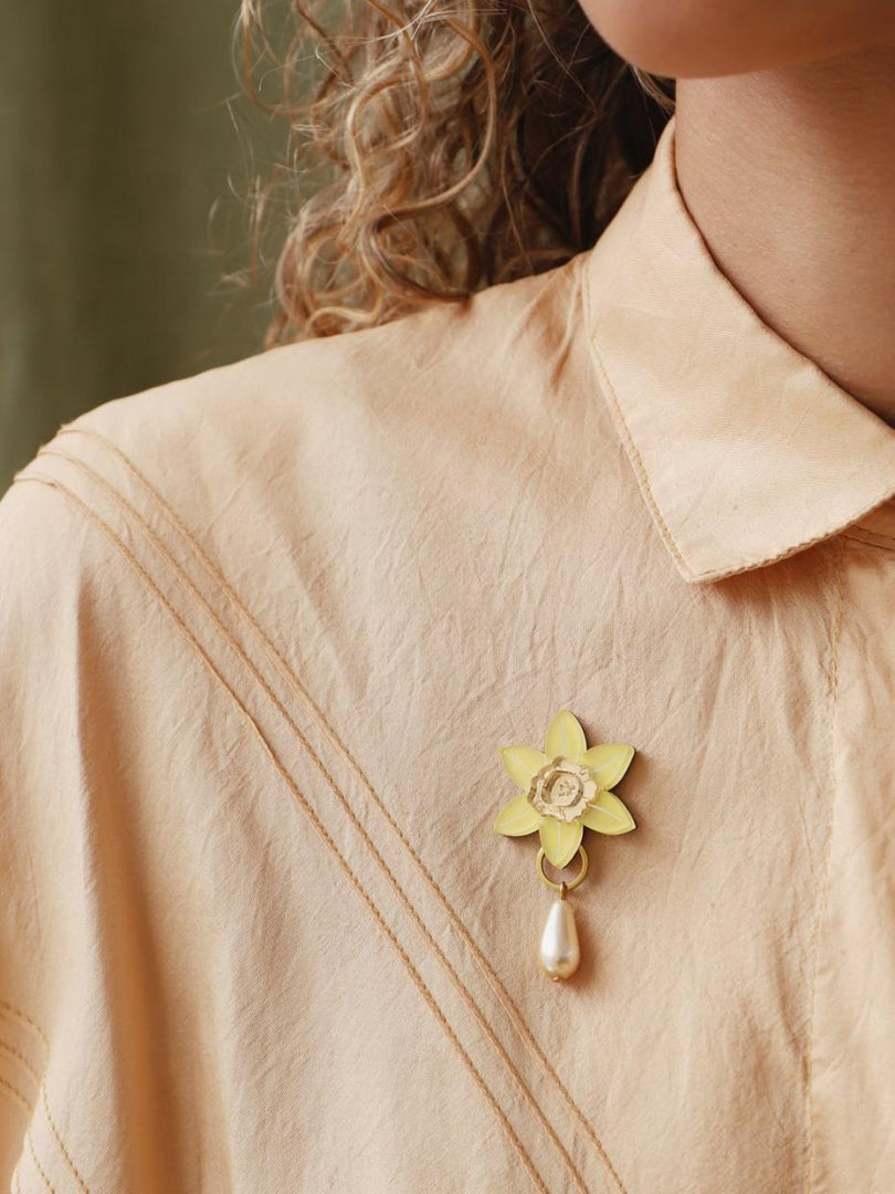 Daffodil Brooch