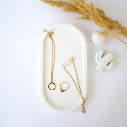 Decorative Oval Trinket Tray / Soap Dish. ( white) can be combined with Shell Tray