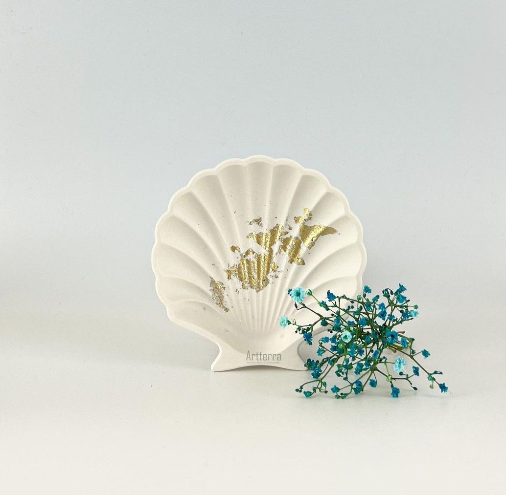 Eco-Friendly Handmade Decorative Seashell shape Dish in Gold touch on White