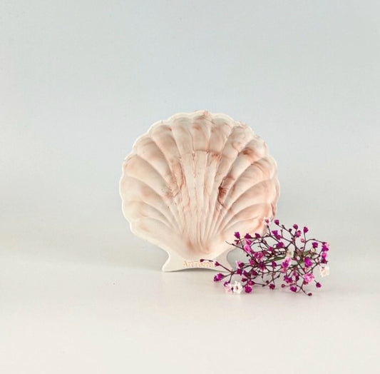 Eco-Friendly Handmade Decorative Seashell shape Dish in Marble effect