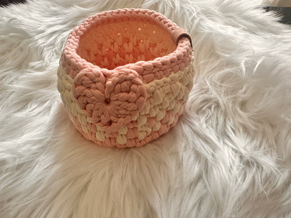 Crocheted basket