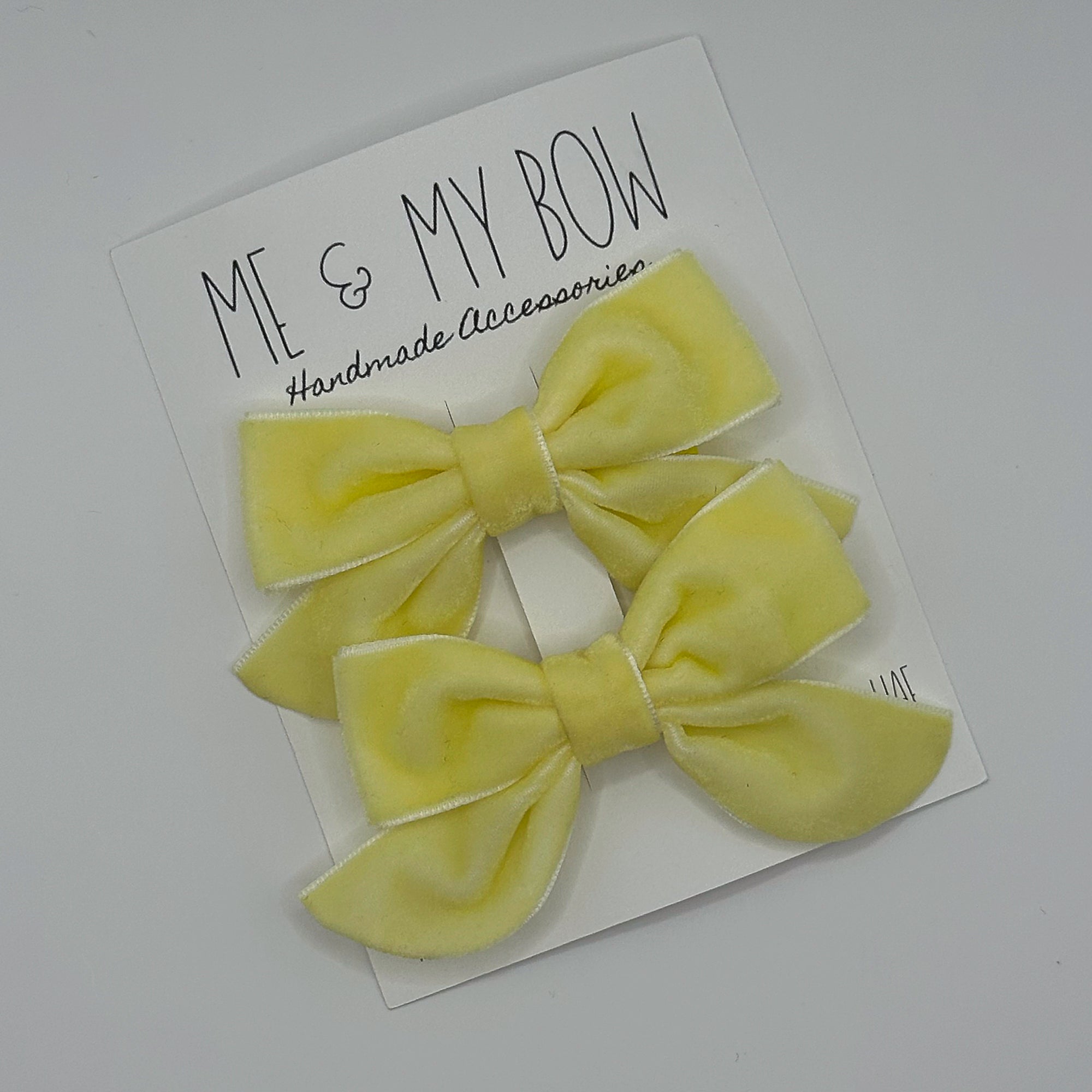 Bestseller | VELVET BUTTERFLY BOWS for Girls | Set of 2 Hair Clips | Perfect to Match Dresses and Outfits | Spring Summer Vibes