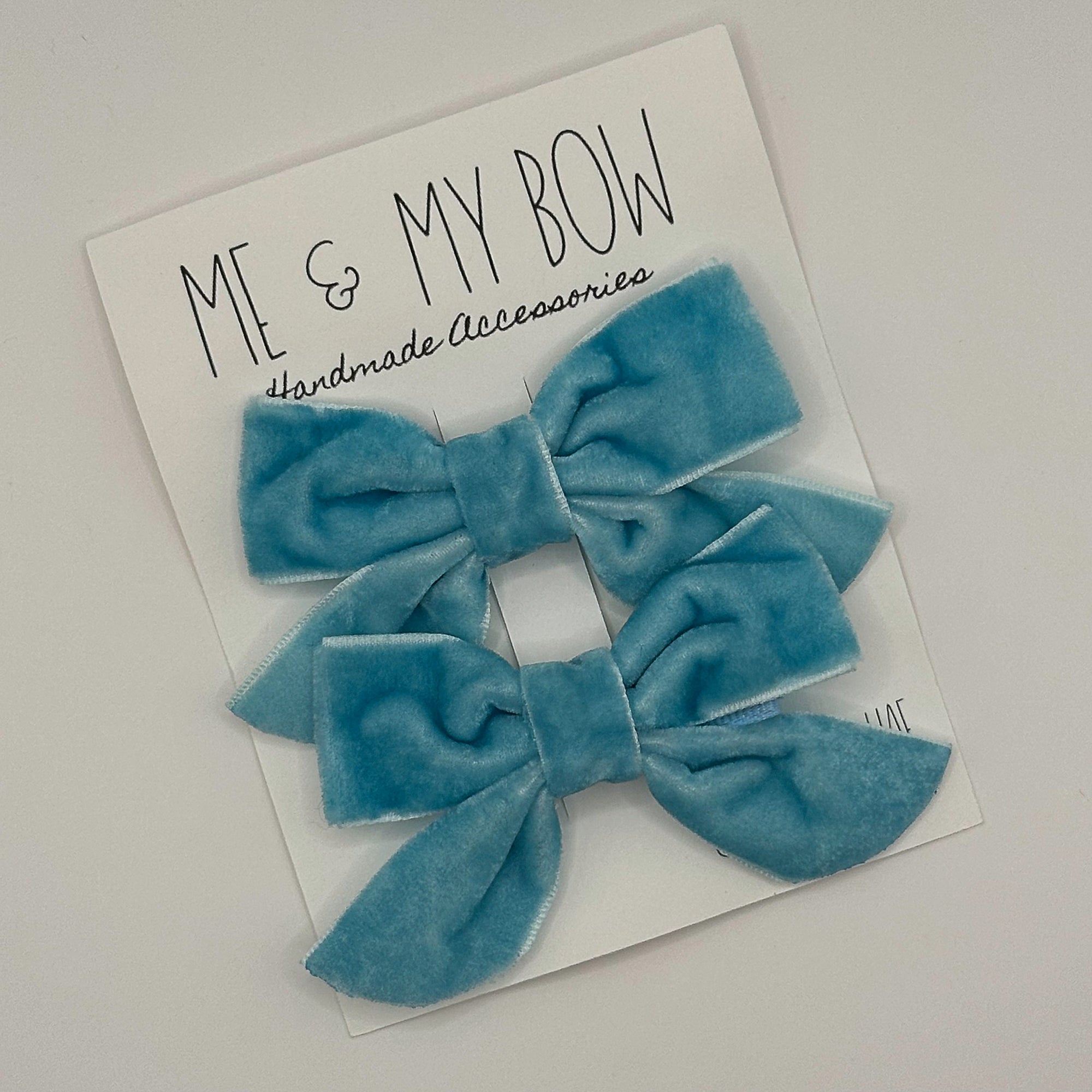 Bestseller | VELVET BUTTERFLY BOWS for Girls | Set of 2 Hair Clips | Perfect to Match Dresses and Outfits | Spring Summer Vibes