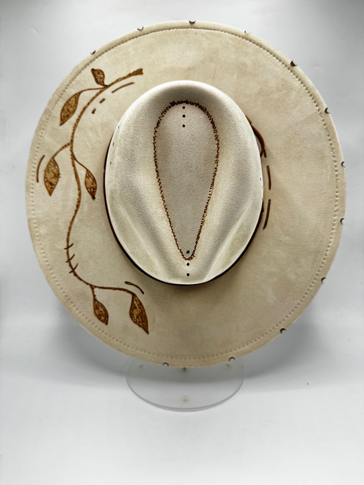 Suede fedora with carvings