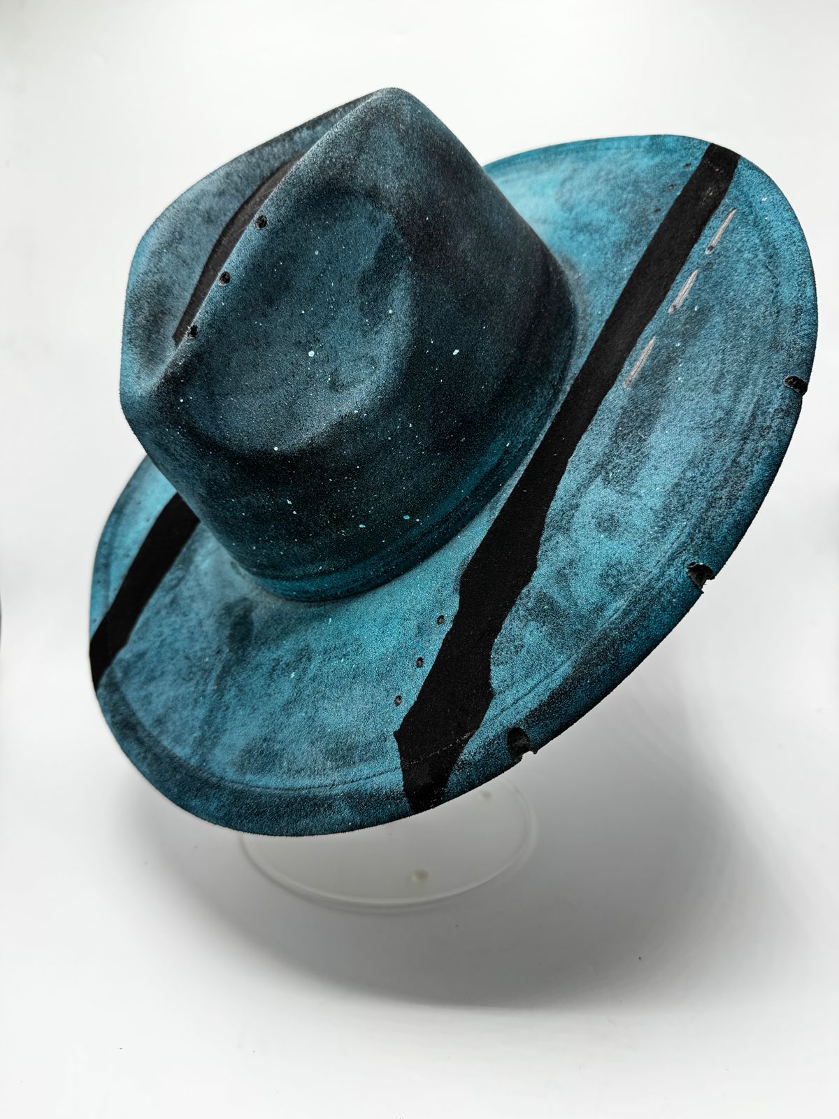 Wide brim black and blue painted fedora