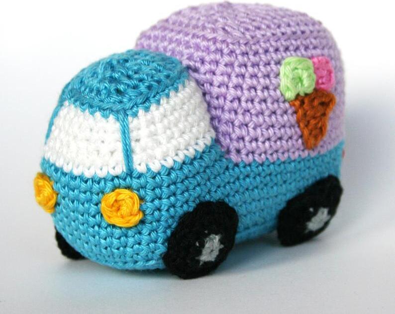 Little ice cream amigurumi car soft toy.