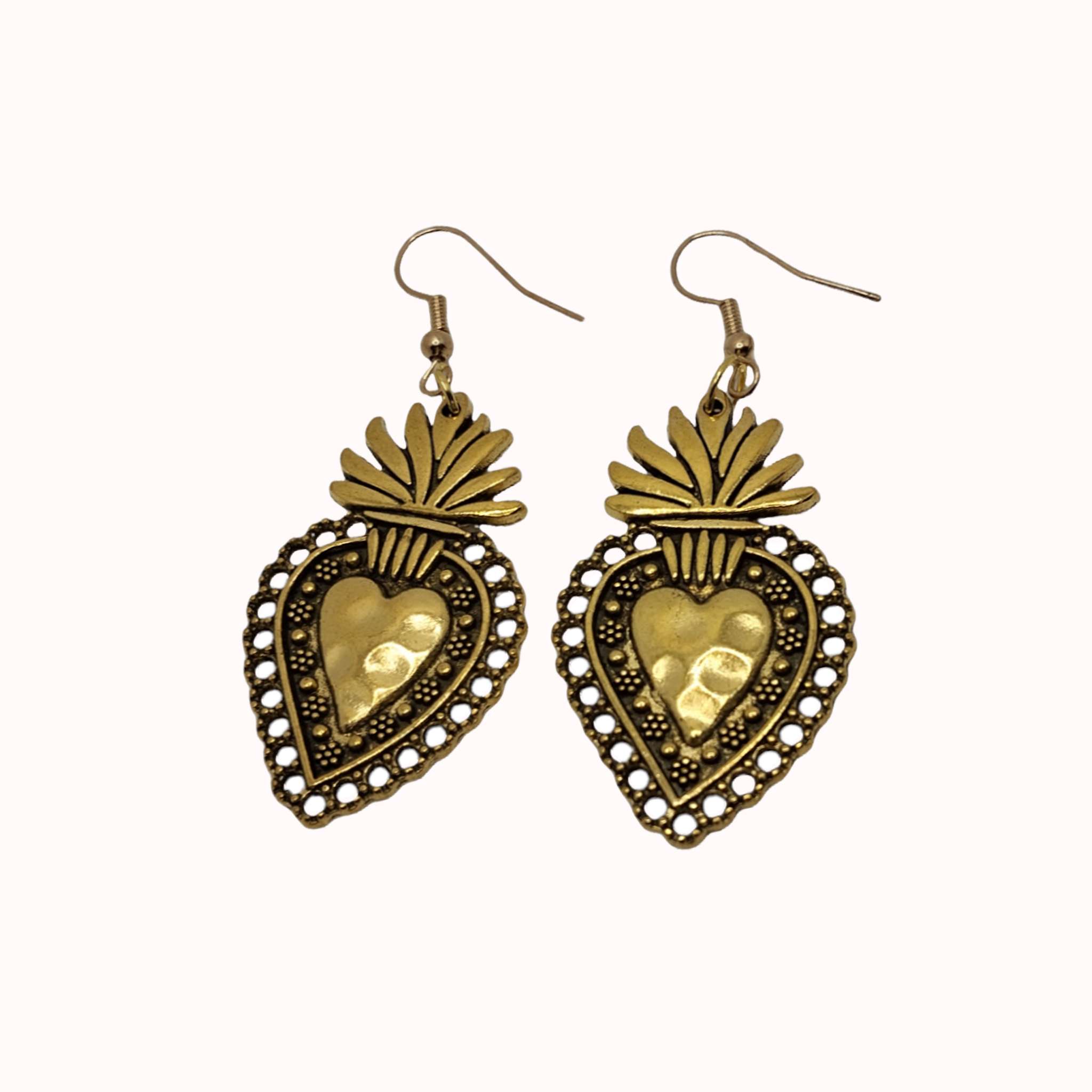 ROCKABILLY SACRED HEART EARRINGS