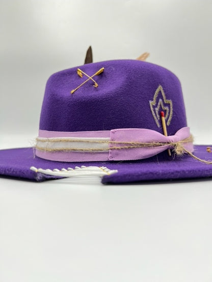 Purple fedora with gold card