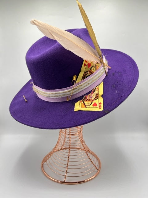 Purple fedora with gold card